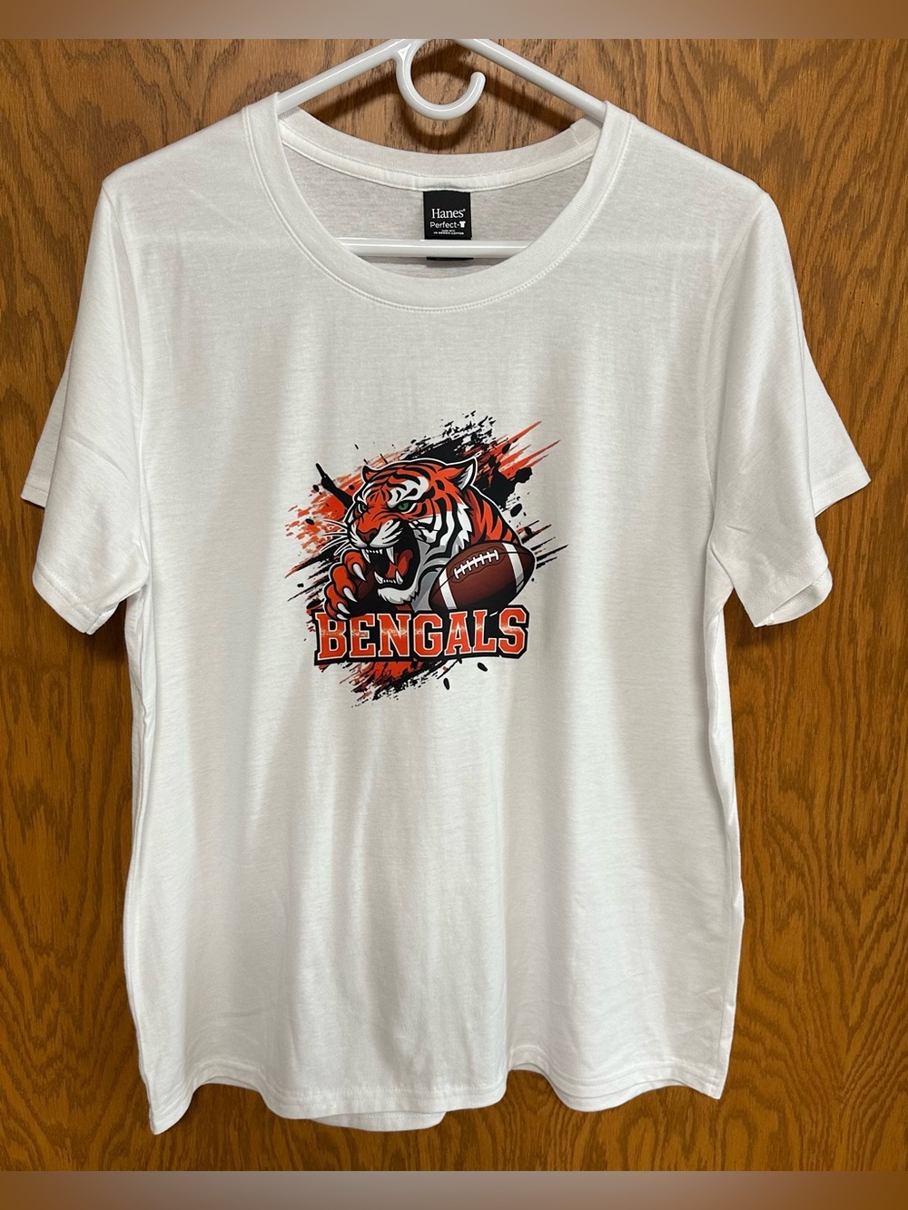 Cincinnati Bengals Crewneck Graphic Tee - NIP